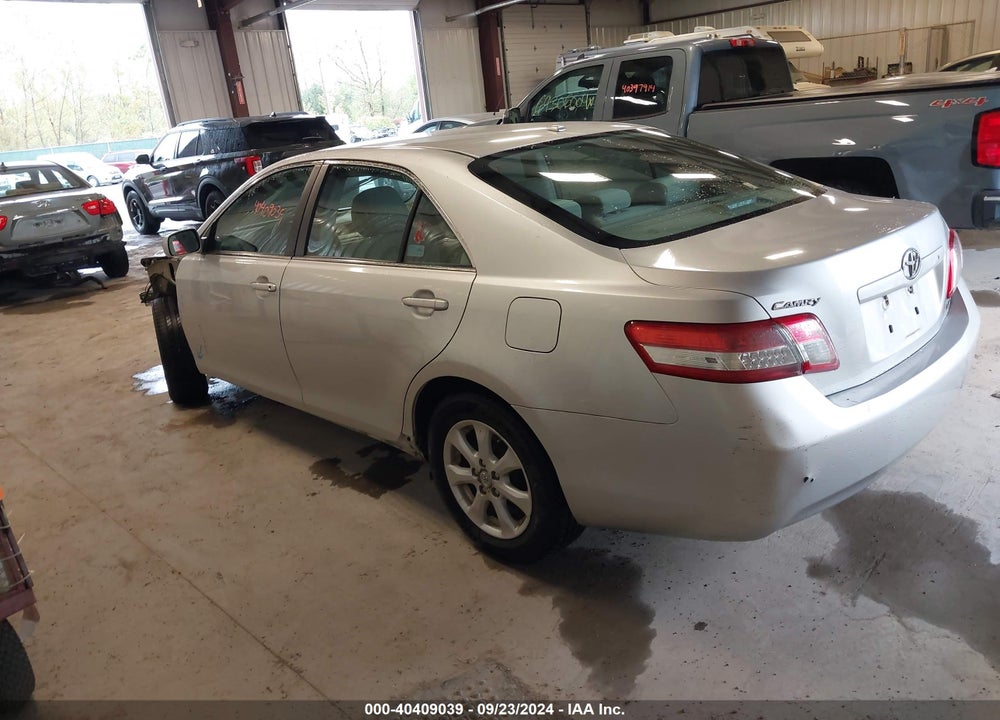 2011 TOYOTA CAMRY LE VIN: 4T1BF3EK1BU666469