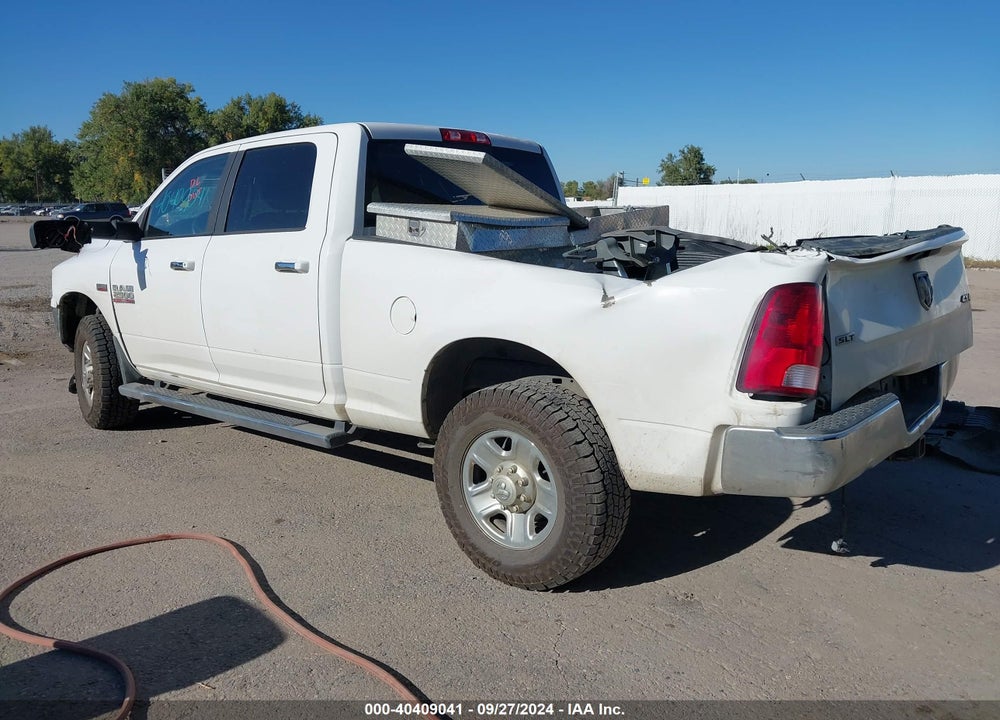 2015 RAM 2500 SLT VIN: 3C6TR5DT1FG672424