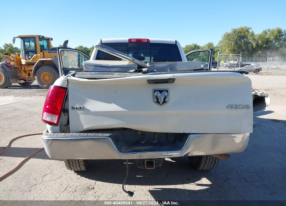 2015 RAM 2500 SLT VIN: 3C6TR5DT1FG672424
