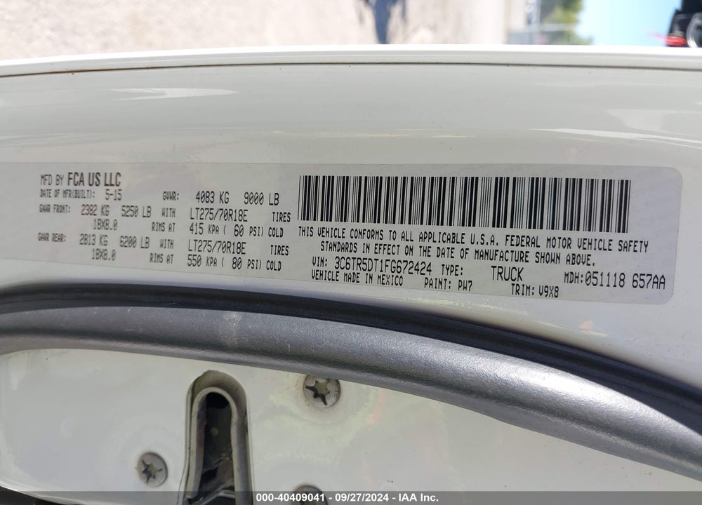 2015 RAM 2500 SLT VIN: 3C6TR5DT1FG672424