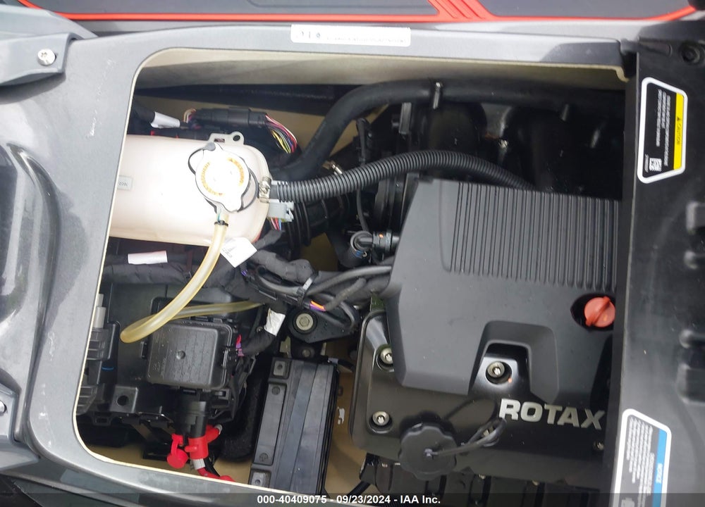 2022 SEADOO RXT-X 300 VIN: XXXXXYDVA3360E222
