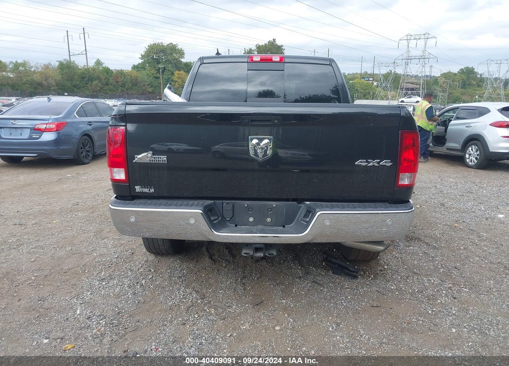 2017 RAM 1500 BIG HORN 4X4 5'7 BOX VIN: 1C6RR7LG7HS581647