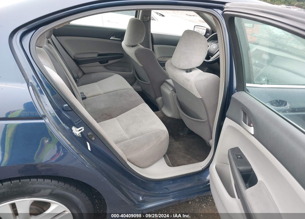 2009 HONDA ACCORD 2.4 LX-P VIN: 1HGCP26419A047903