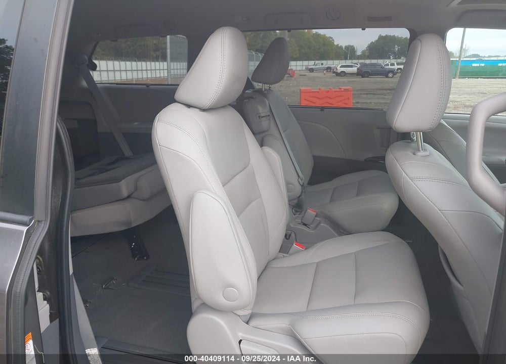 2020 TOYOTA SIENNA XLE VIN: 5TDYZ3DC0LS034410