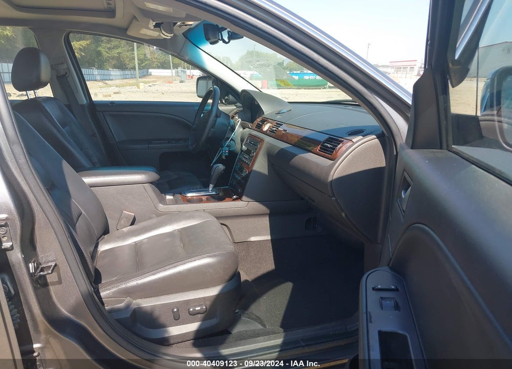 2006 FORD FIVE HUNDRED LIMITED VIN: 1FAFP251X6G104231