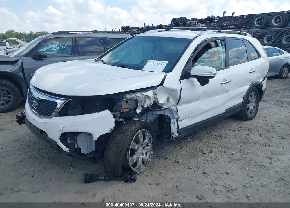 2011 KIA SORENTO LX VIN: 5XYKT4A17BG185045