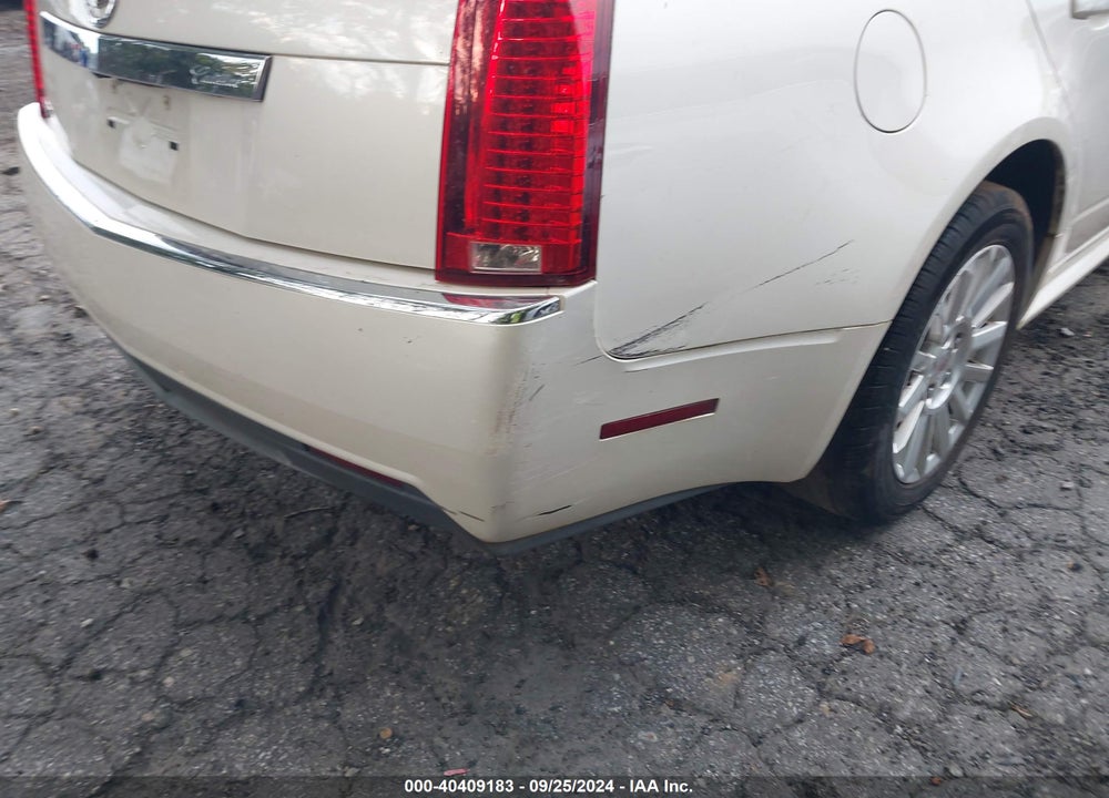 2011 CADILLAC CTS LUXURY VIN: 1G6DE5EY8B0157067