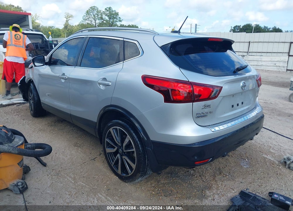 2019 NISSAN ROGUE SPORT SL VIN: JN1BJ1CP8KW218064