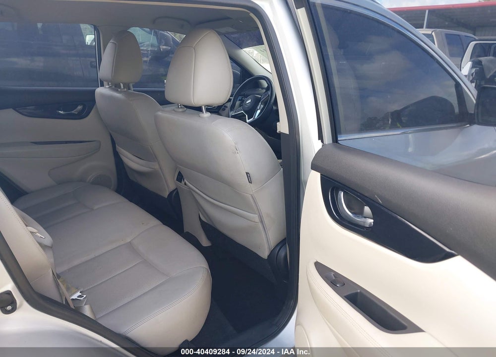 2019 NISSAN ROGUE SPORT SL VIN: JN1BJ1CP8KW218064
