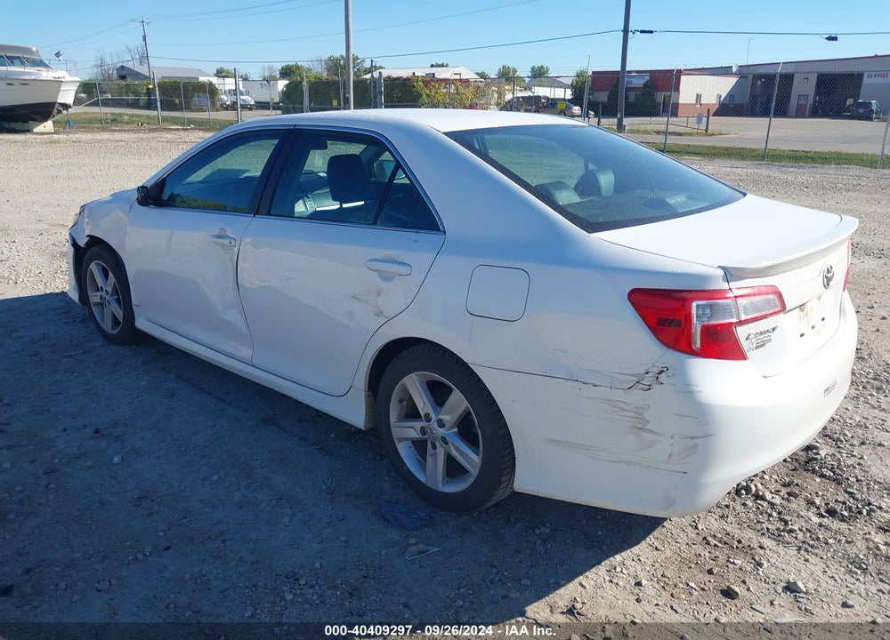 2014 TOYOTA CAMRY SE VIN: 4T1BF1FK3EU461954