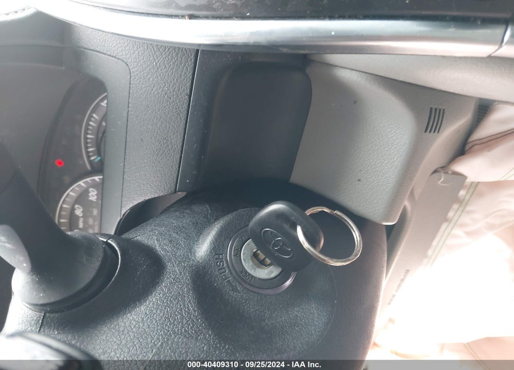 2015 TOYOTA CAMRY LE VIN: 4T1BF1FK6FU038027