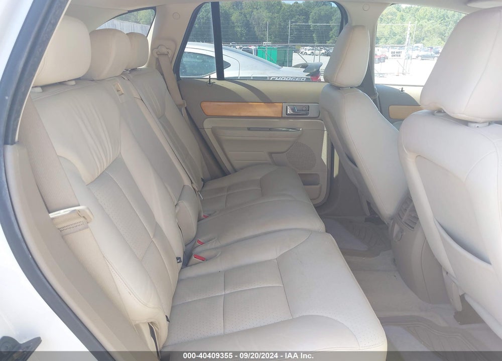 2007 LINCOLN MKX VIN: 2LMDU68C17BJ31616