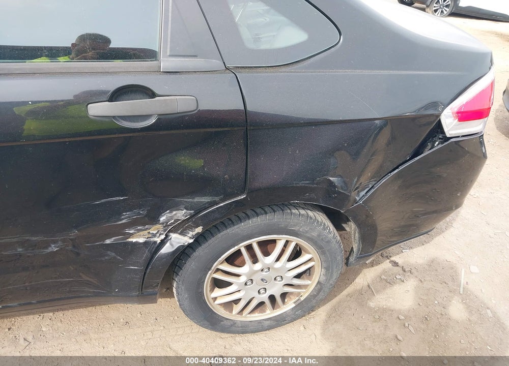 2010 FORD FOCUS SE VIN: 1FAHP3FNXAW228918