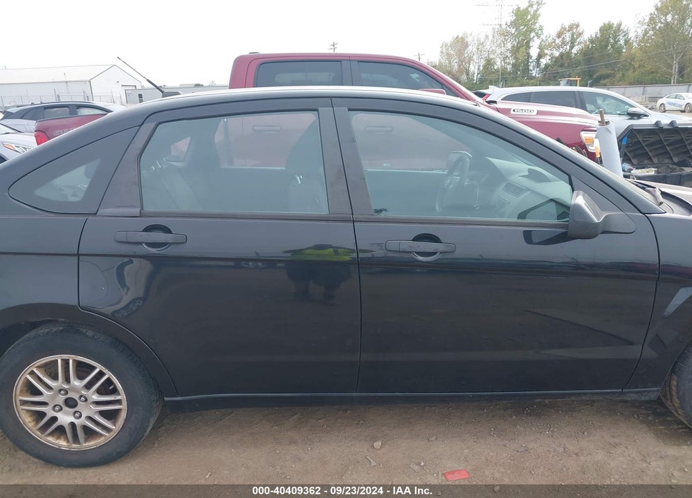 2010 FORD FOCUS SE VIN: 1FAHP3FNXAW228918
