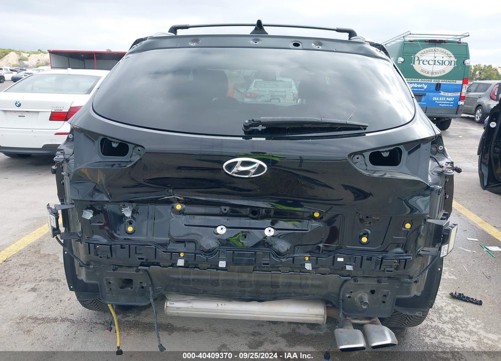 2018 HYUNDAI TUCSON SPORT VIN: KM8J3CALXJU741946