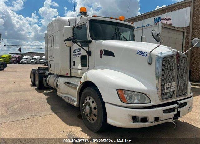2016 KENWORTH CONSTRUCTION T660 VIN: 1XKAD49X9GJ116743