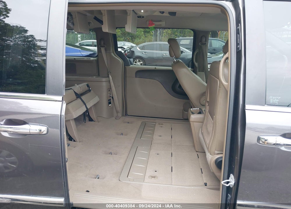 2015 CHRYSLER TOWN & COUNTRY TOURING VIN: 2C4RC1BG4FR578177