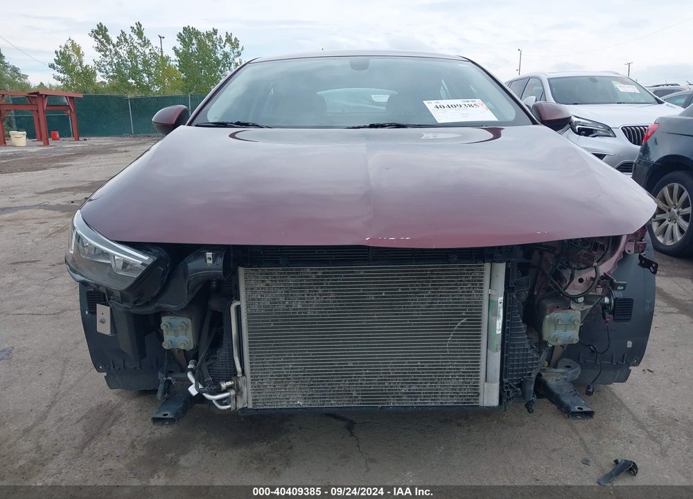 2018 BUICK REGAL SPORTBACK ESSENCE VIN: W04GP6SX0J1112116