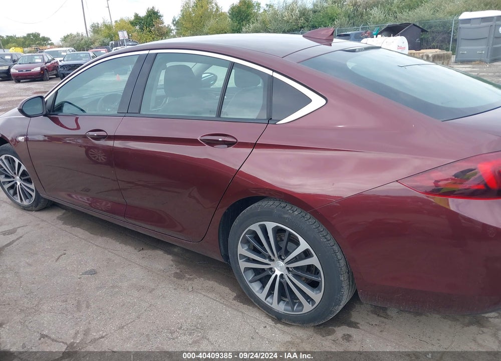 2018 BUICK REGAL SPORTBACK ESSENCE VIN: W04GP6SX0J1112116
