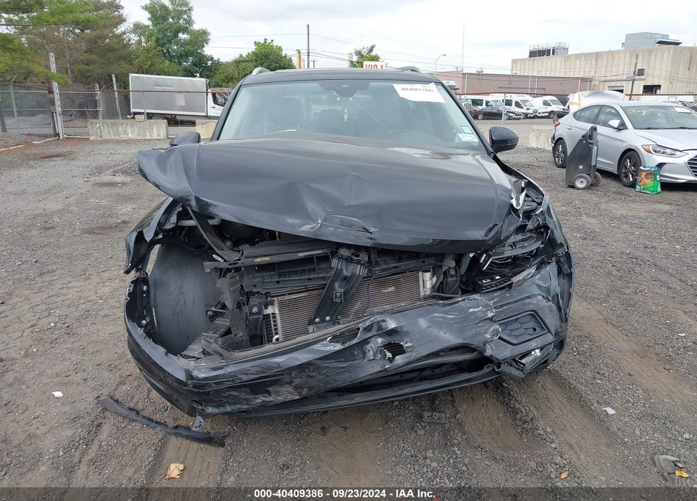 2018 VOLKSWAGEN TIGUAN 2.0T SEL PREMIUM VIN: 3VV5B7AX6JM063964