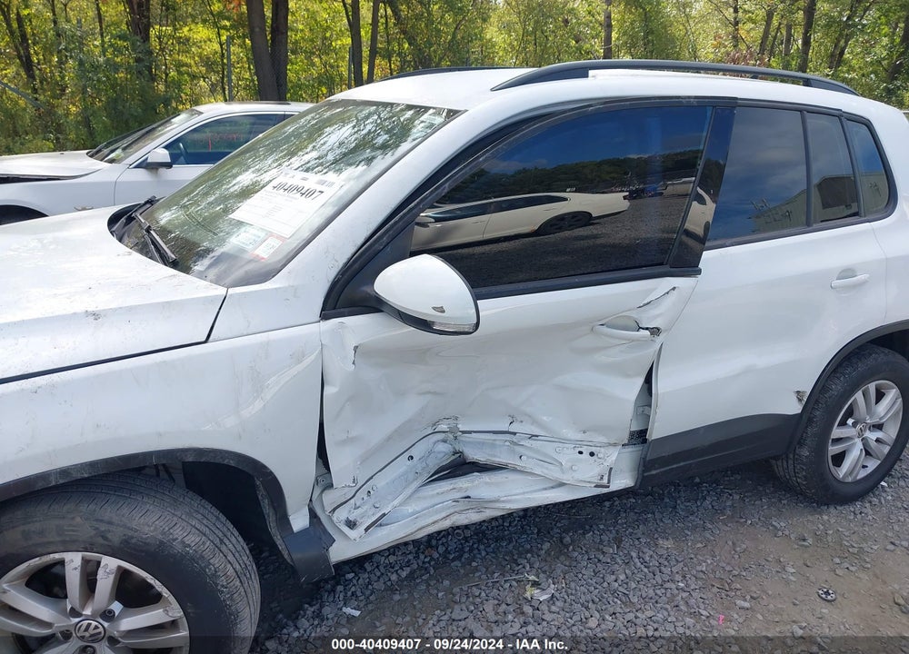 2017 VOLKSWAGEN TIGUAN 2.0T/2.0T S VIN: WVGAV7AX5HK010772