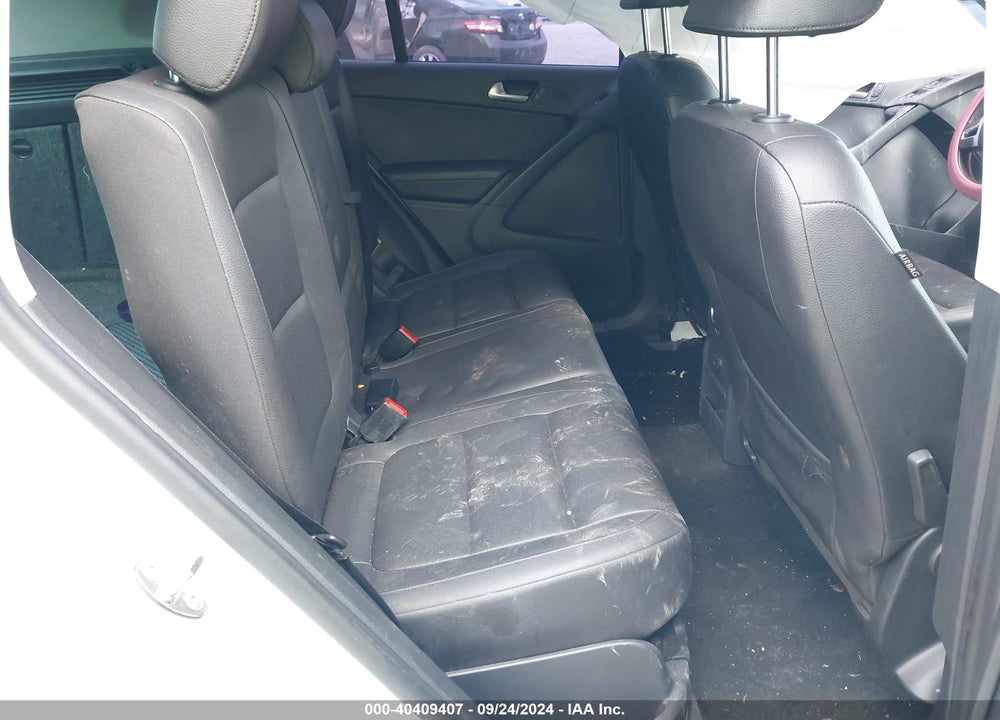 2017 VOLKSWAGEN TIGUAN 2.0T/2.0T S VIN: WVGAV7AX5HK010772