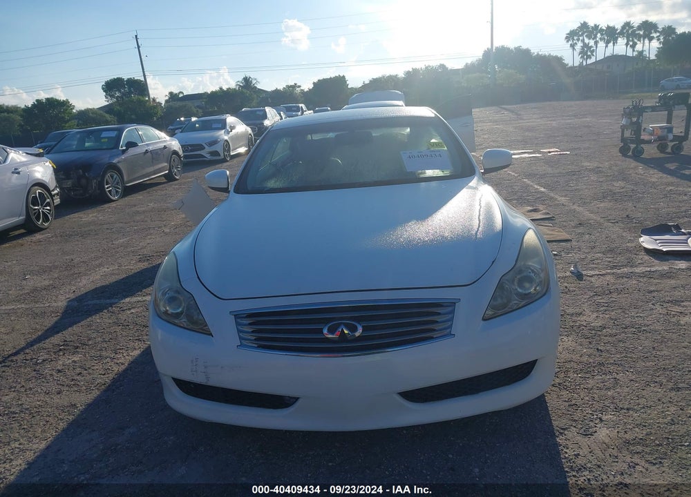 2010 INFINITI G37 VIN: JN1CV6FE0AM351718