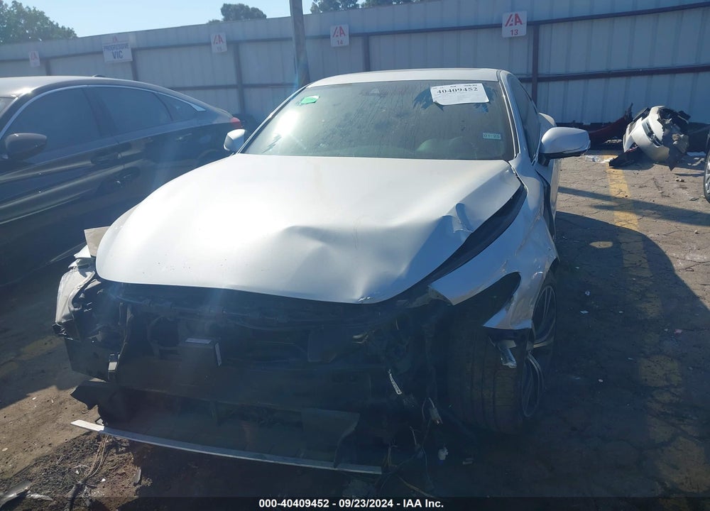 2017 INFINITI Q60 VIN: JN1EV7EK5HM360818