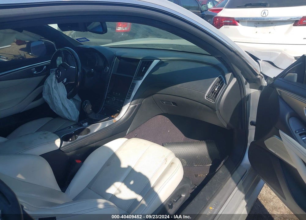 2017 INFINITI Q60 VIN: JN1EV7EK5HM360818