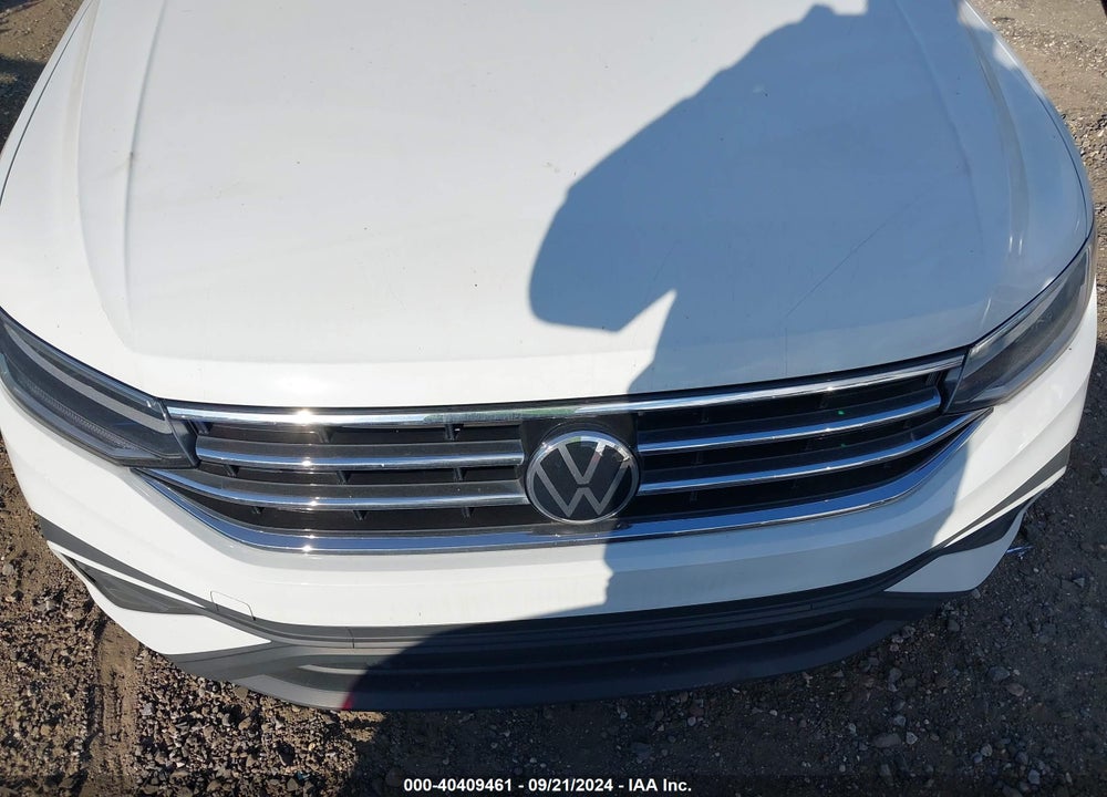 2022 VOLKSWAGEN TIGUAN VIN: 3VV1B7AX0NM004543