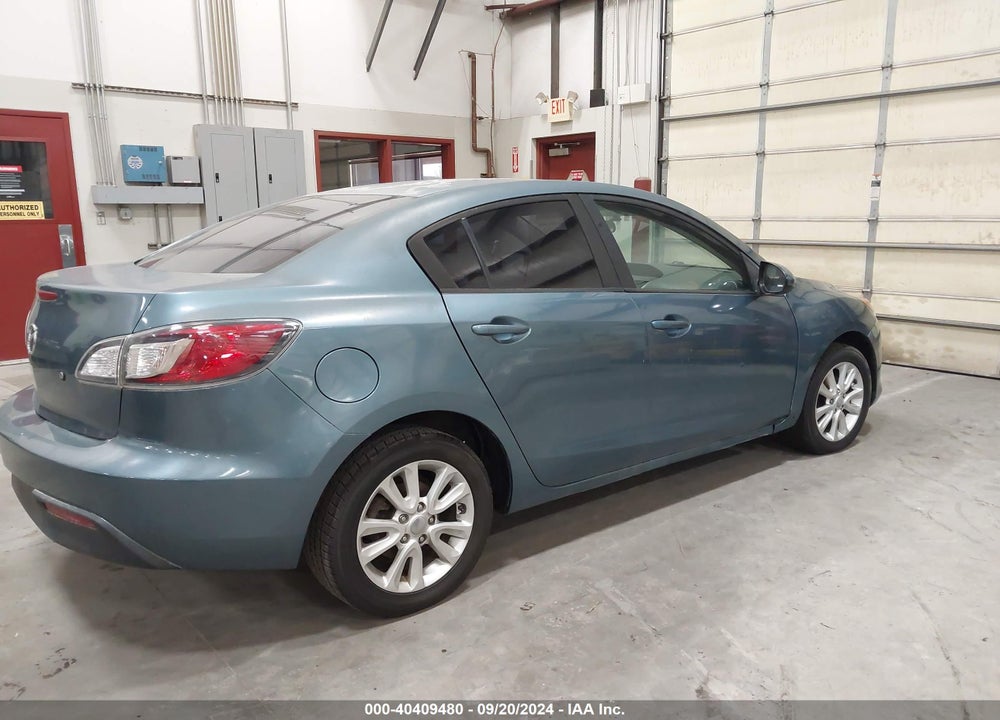 2010 MAZDA 3 I SPORT VIN: JM1BL1SF0A1229331