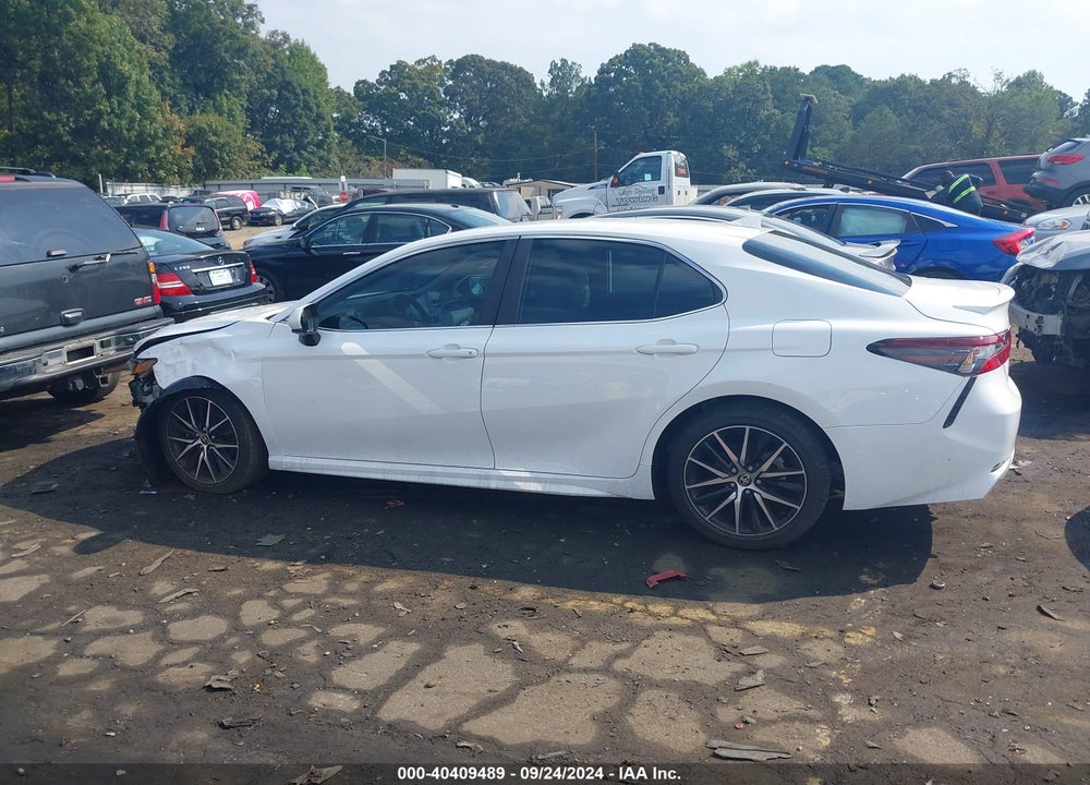 2021 TOYOTA CAMRY SE VIN: 4T1G11AK5MU604140
