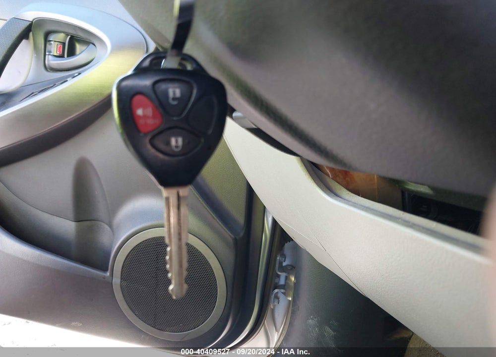 2011 TOYOTA RAV4 BASE (A4) VIN: 2T3ZF4DV0BW057459