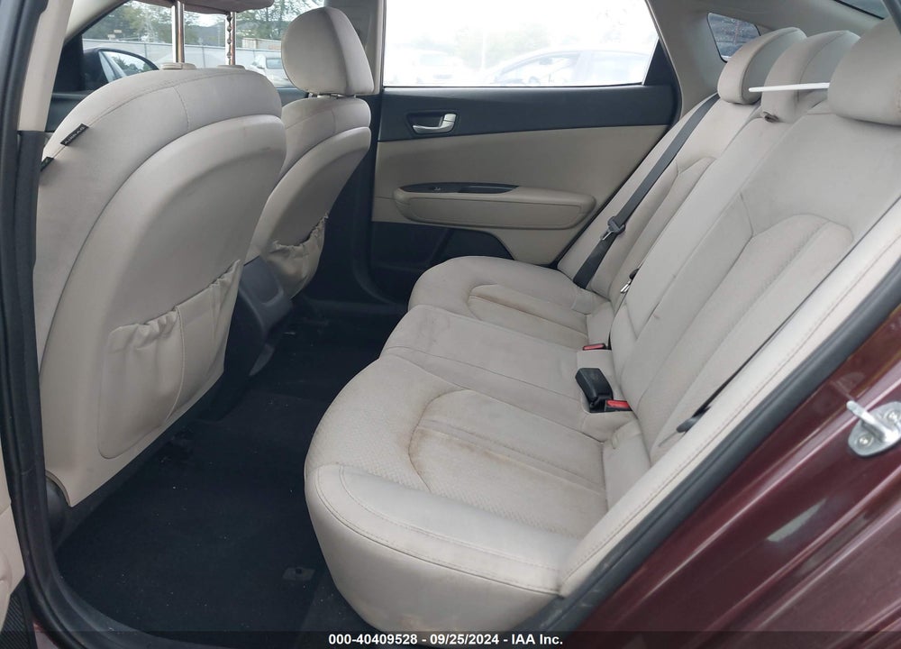 2017 KIA OPTIMA LX VIN: 5XXGT4L36HG153463