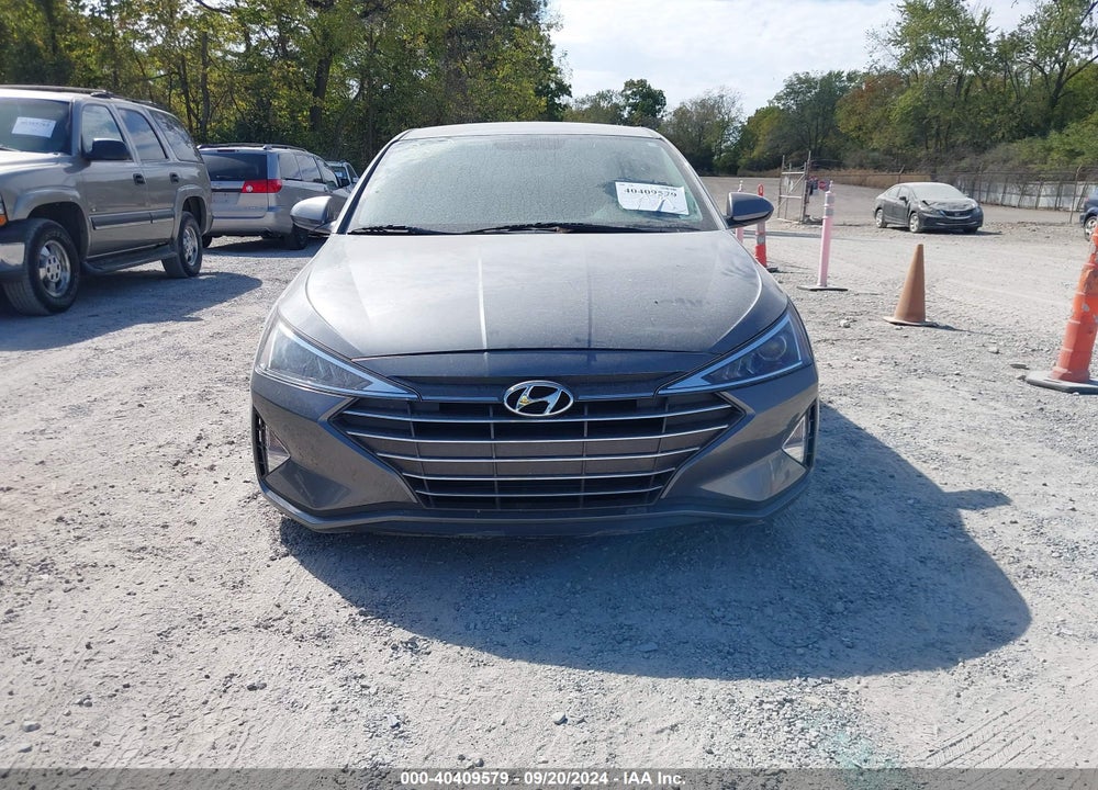 2019 HYUNDAI ELANTRA SE VIN: 5NPD74LF5KH413039