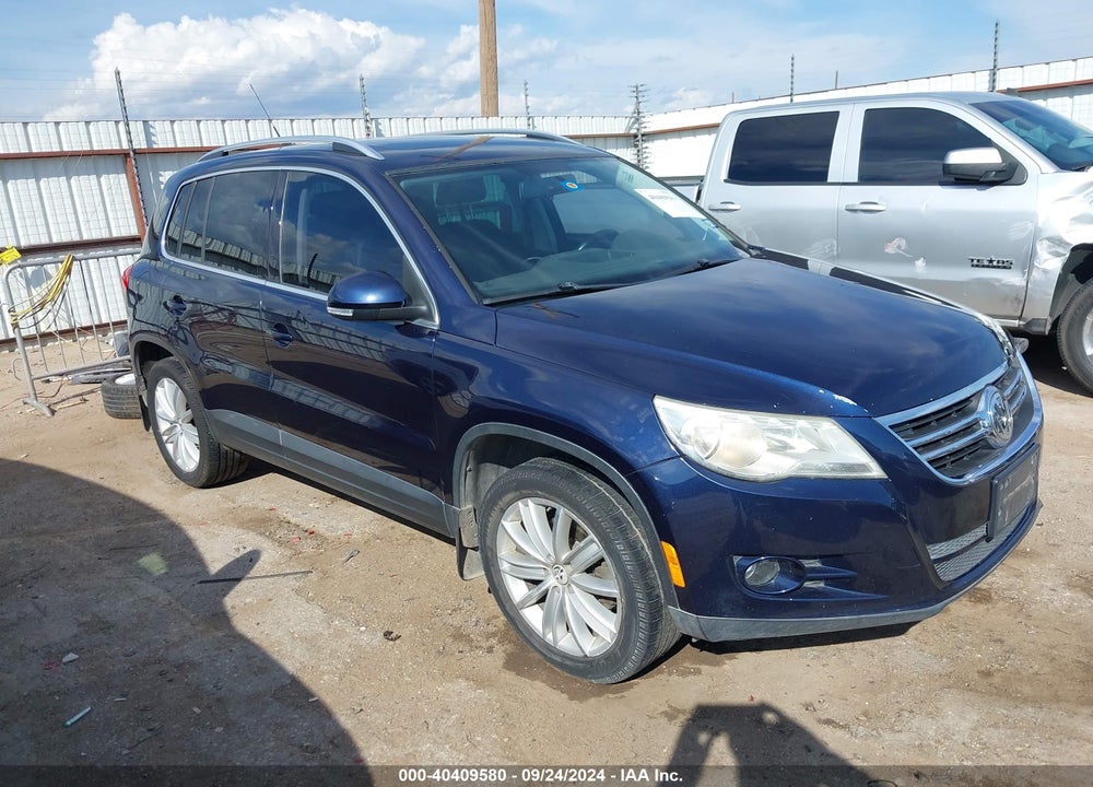 2011 VOLKSWAGEN TIGUAN SE VIN: WVGBV7AX9BW519199