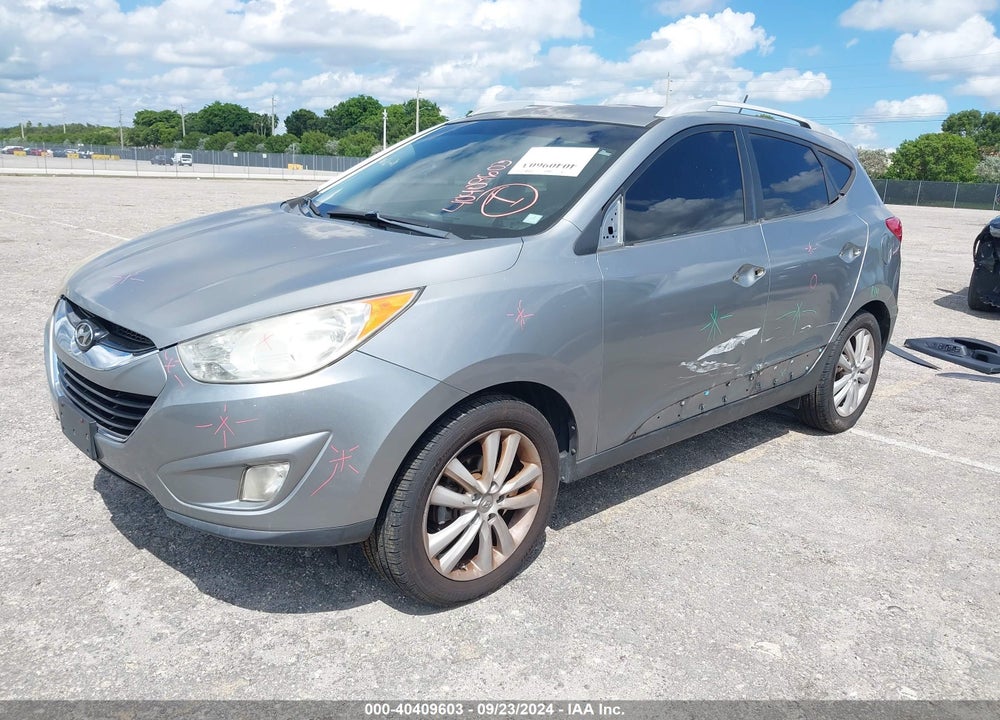 2010 HYUNDAI TUCSON LIMITED VIN: KM8JU3ACXAU103564
