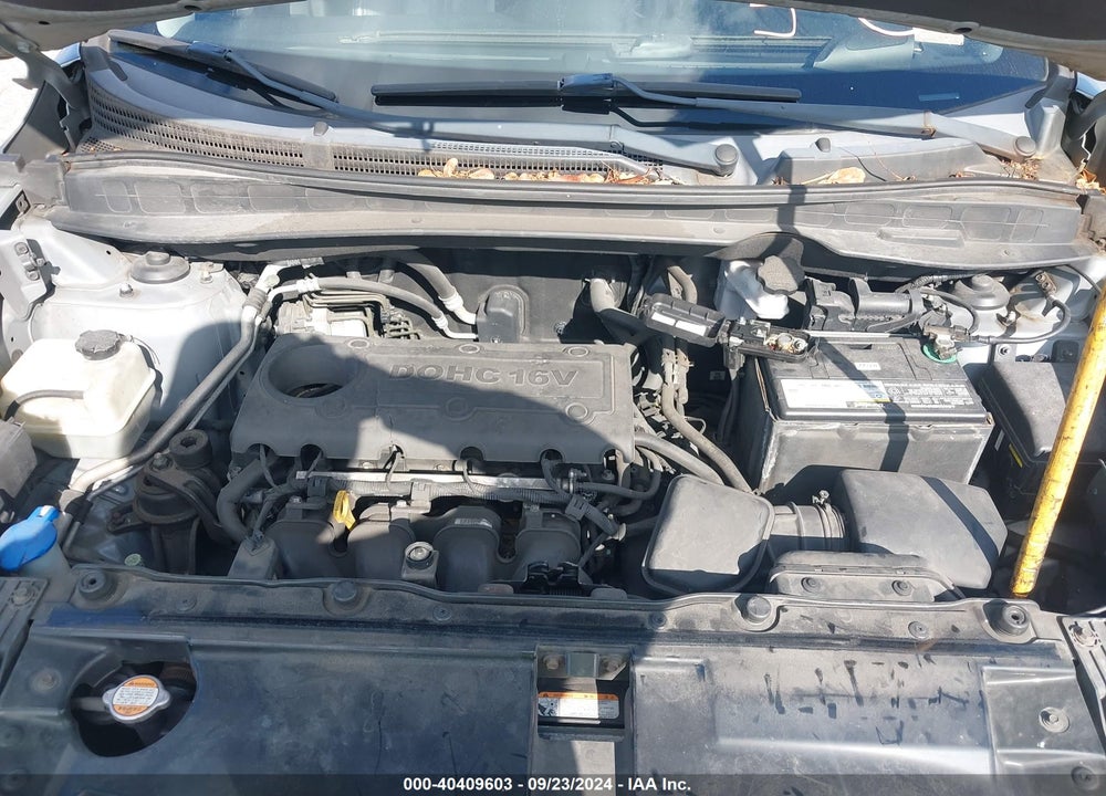 2010 HYUNDAI TUCSON LIMITED VIN: KM8JU3ACXAU103564