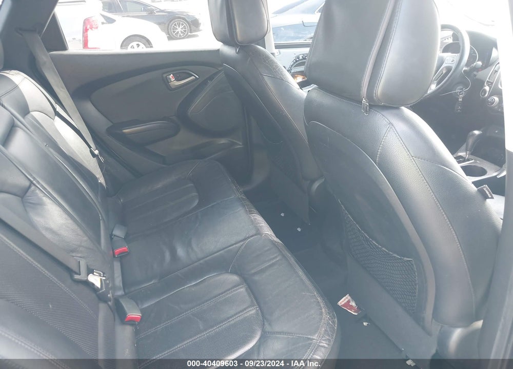 2010 HYUNDAI TUCSON LIMITED VIN: KM8JU3ACXAU103564