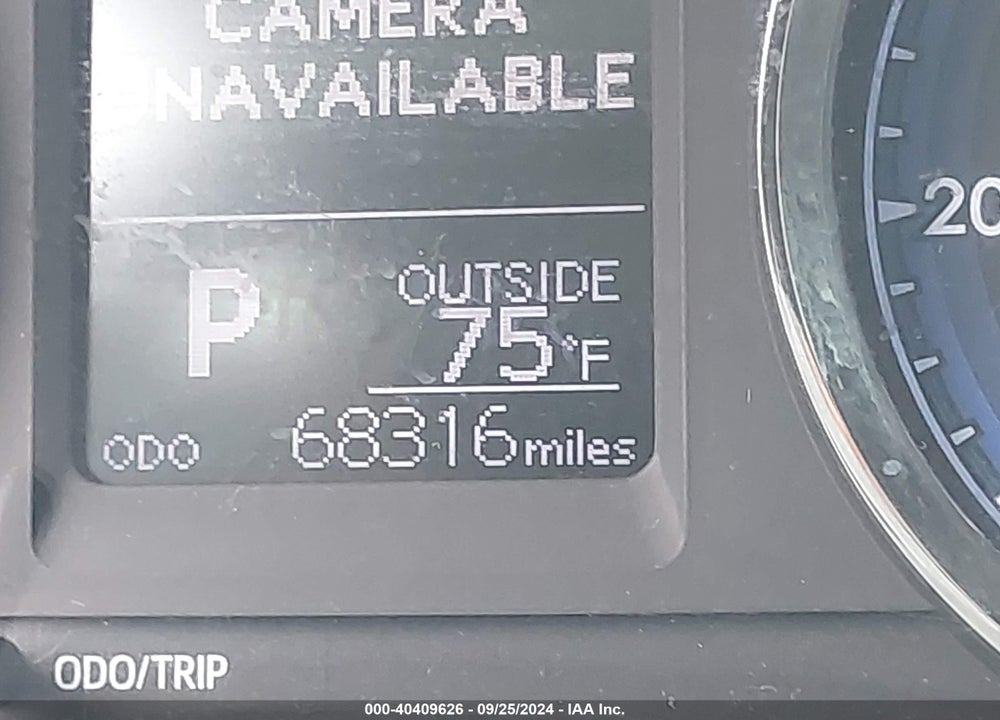 2019 TOYOTA COROLLA LE VIN: 5YFBURHE1KP946912