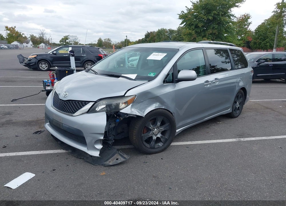 2011 TOYOTA SIENNA SE VIN: 5TDXK3DC5BS053517
