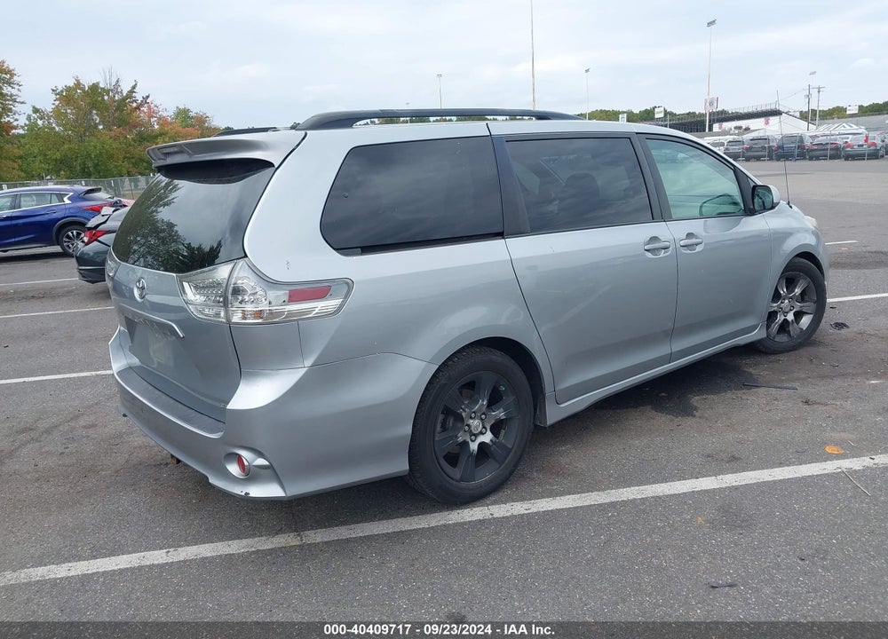 2011 TOYOTA SIENNA SE VIN: 5TDXK3DC5BS053517