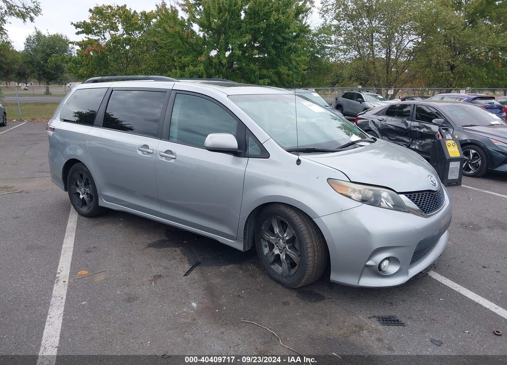 2011 TOYOTA SIENNA SE VIN: 5TDXK3DC5BS053517