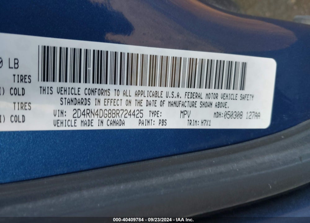 2011 DODGE GRAND CARAVAN EXPRESS VIN: 2D4RN4DG8BR724425