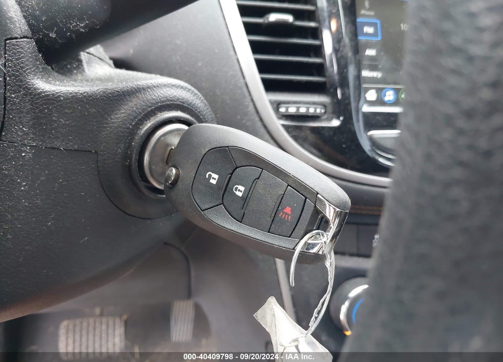 2019 CHEVROLET TRAX LS VIN: 3GNCJKSB9KL401953