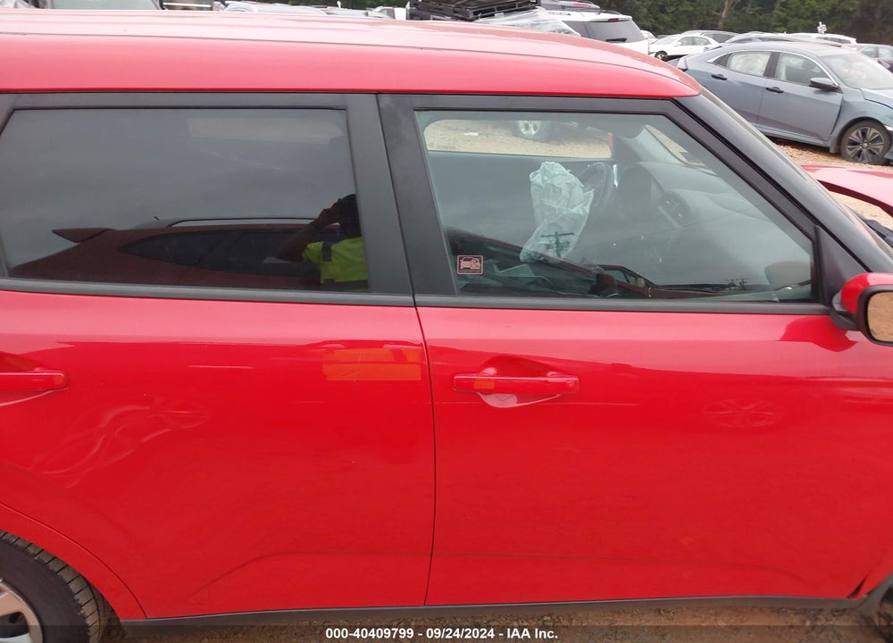 2020 KIA SOUL LX VIN: KNDJ23AU6L7707939