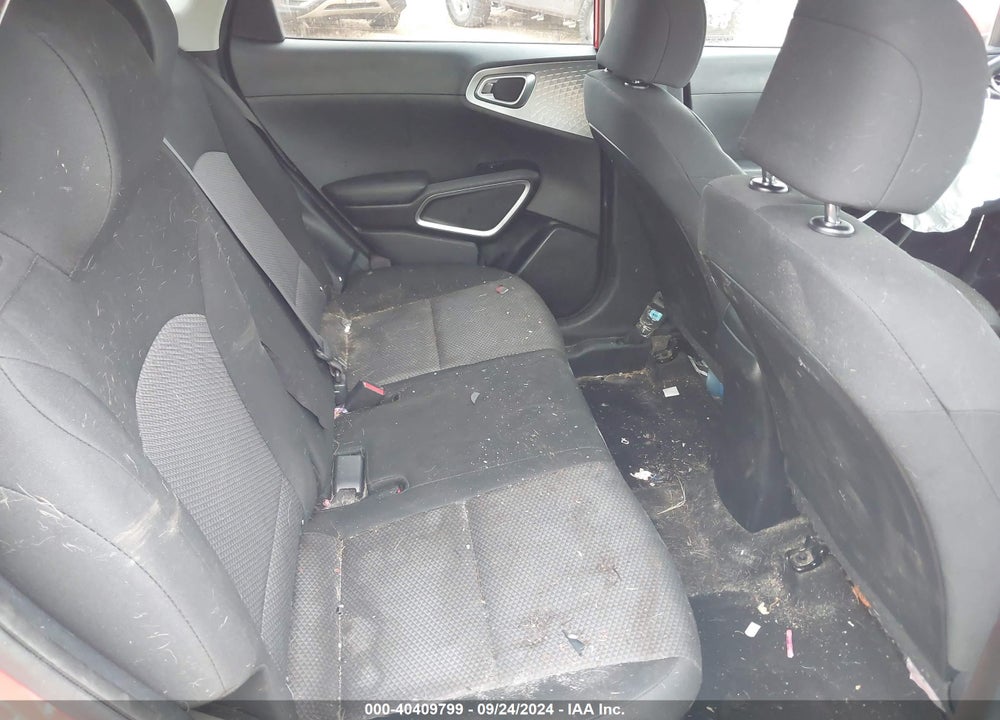 2020 KIA SOUL LX VIN: KNDJ23AU6L7707939