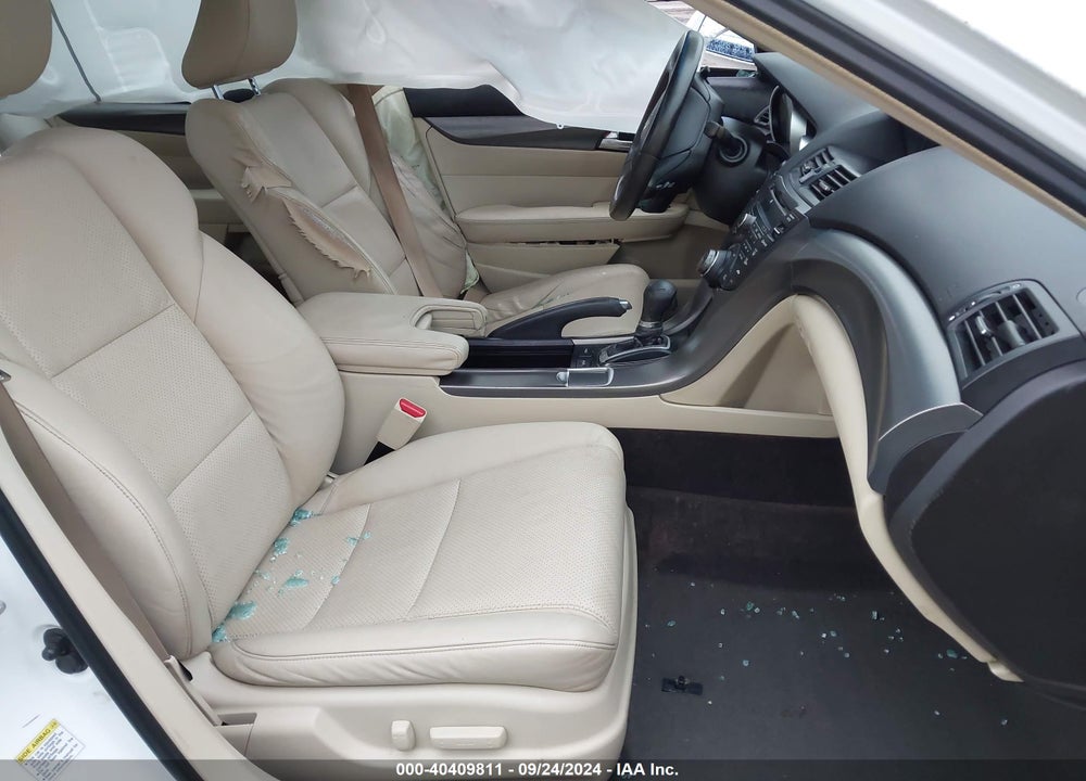 2013 ACURA TL VIN: 19UUA8F59DA002105