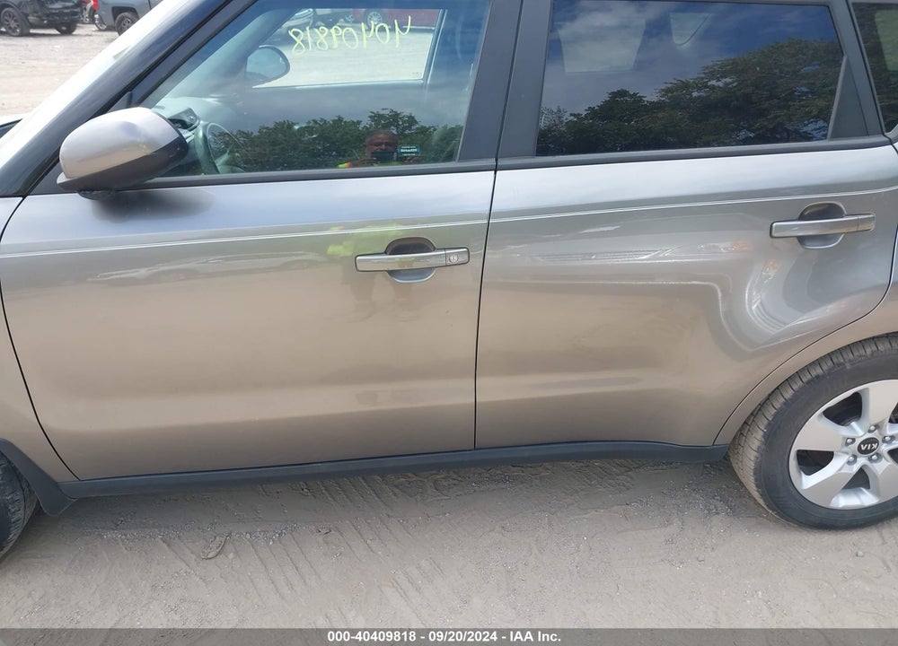 2019 KIA SOUL VIN: KNDJN2A22K7658656