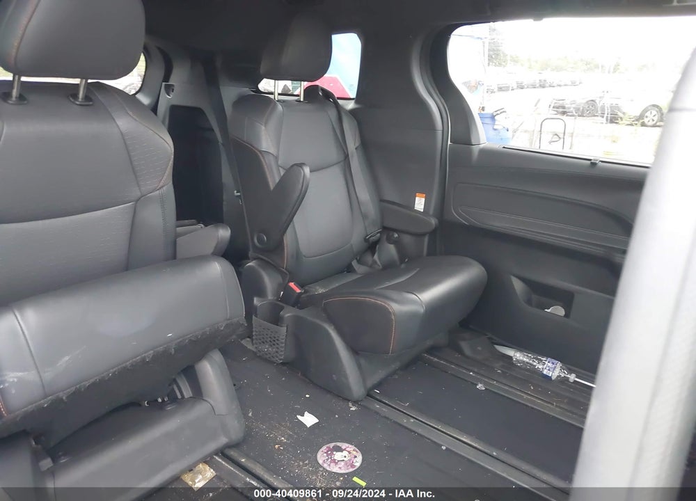 2022 TOYOTA SIENNA XSE VIN: 5TDDSKFC6NS060491